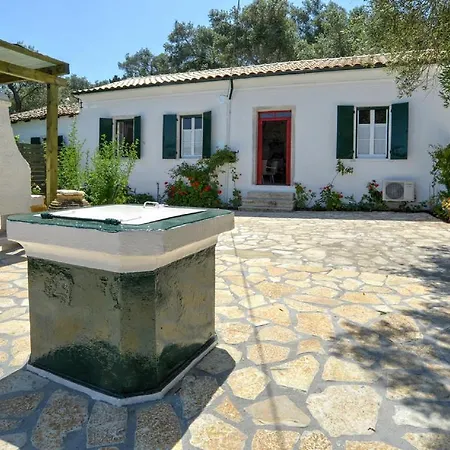 Eleonas Case de vacanță *